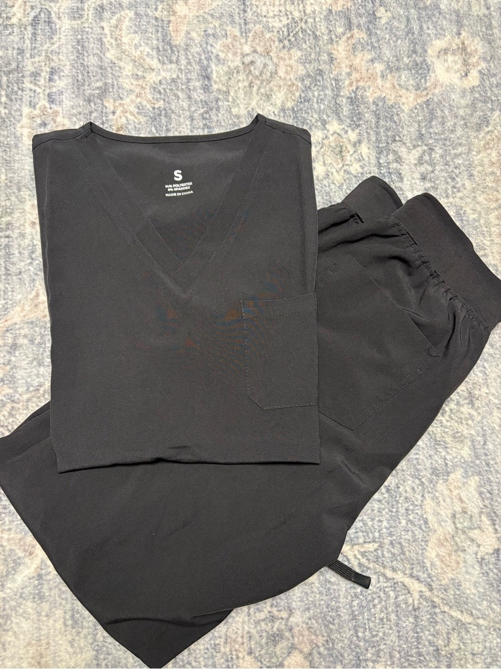 Women’s Black V-Neck Scrub Set
